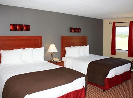 Shenandoah Inn, Major Credit Cards Required For Check In Plymouth Kültér fotó